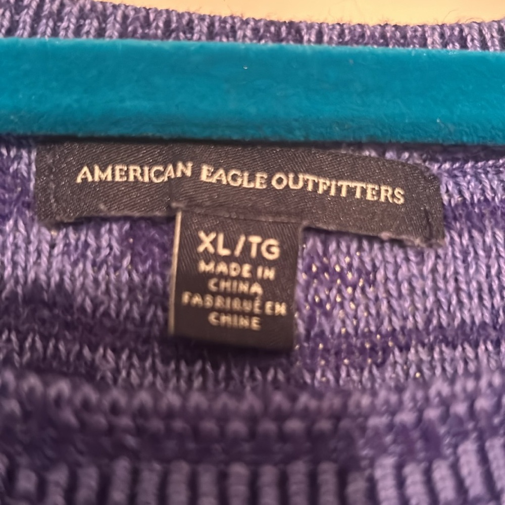 AEO SWEATER - Picture 2 of 2